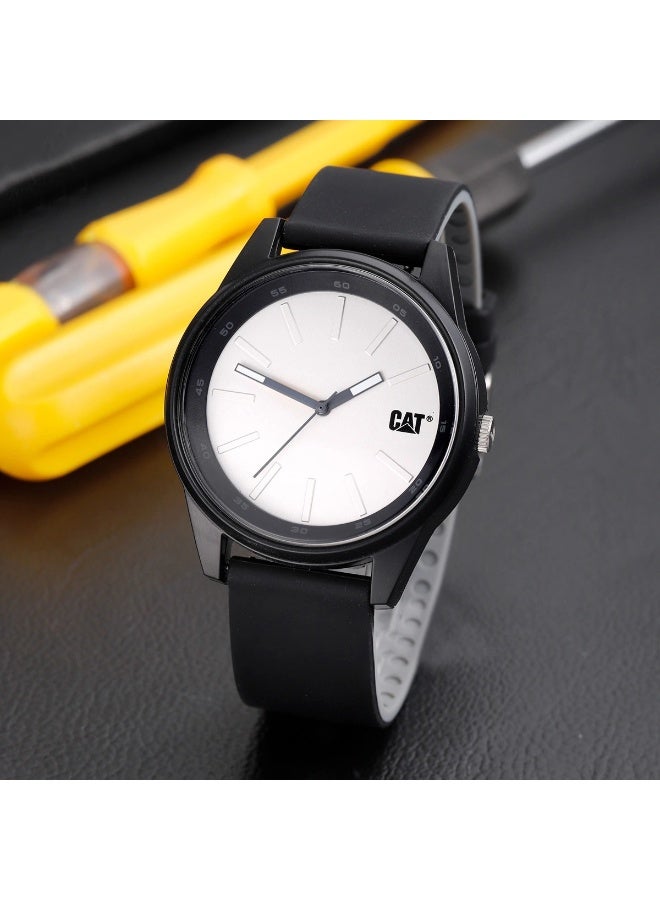 CAT ساعة رجال كات إنسيغنيا سوداء، علبة 42 مم، (LJ.160.21.221) - Image 2